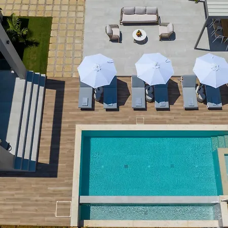 וילה Manu Luxury Living