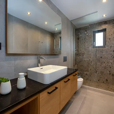Manu Luxury Living וילה Stalós