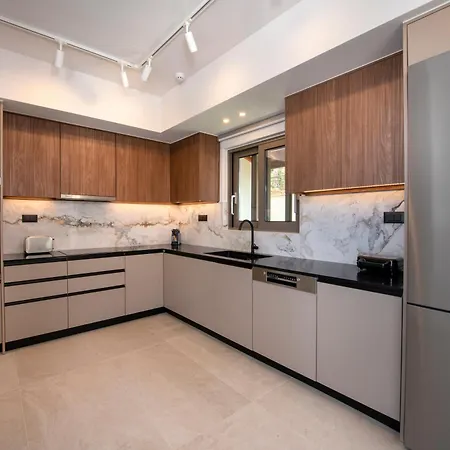Manu Luxury Living *