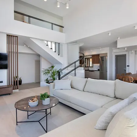 Manu Luxury Living Stalós