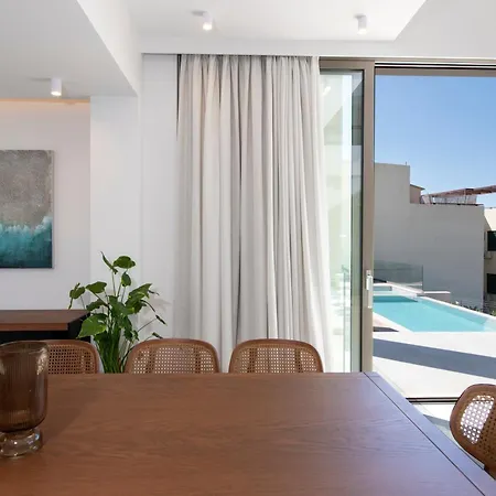 Manu Luxury Living * Stalós